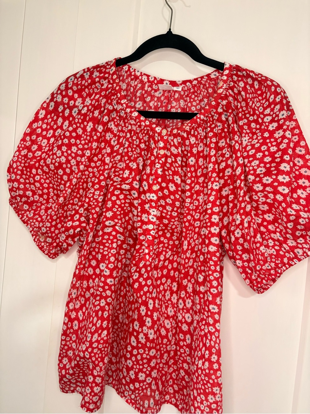 Gap Red Floral Puff-Sleeve Women's Top